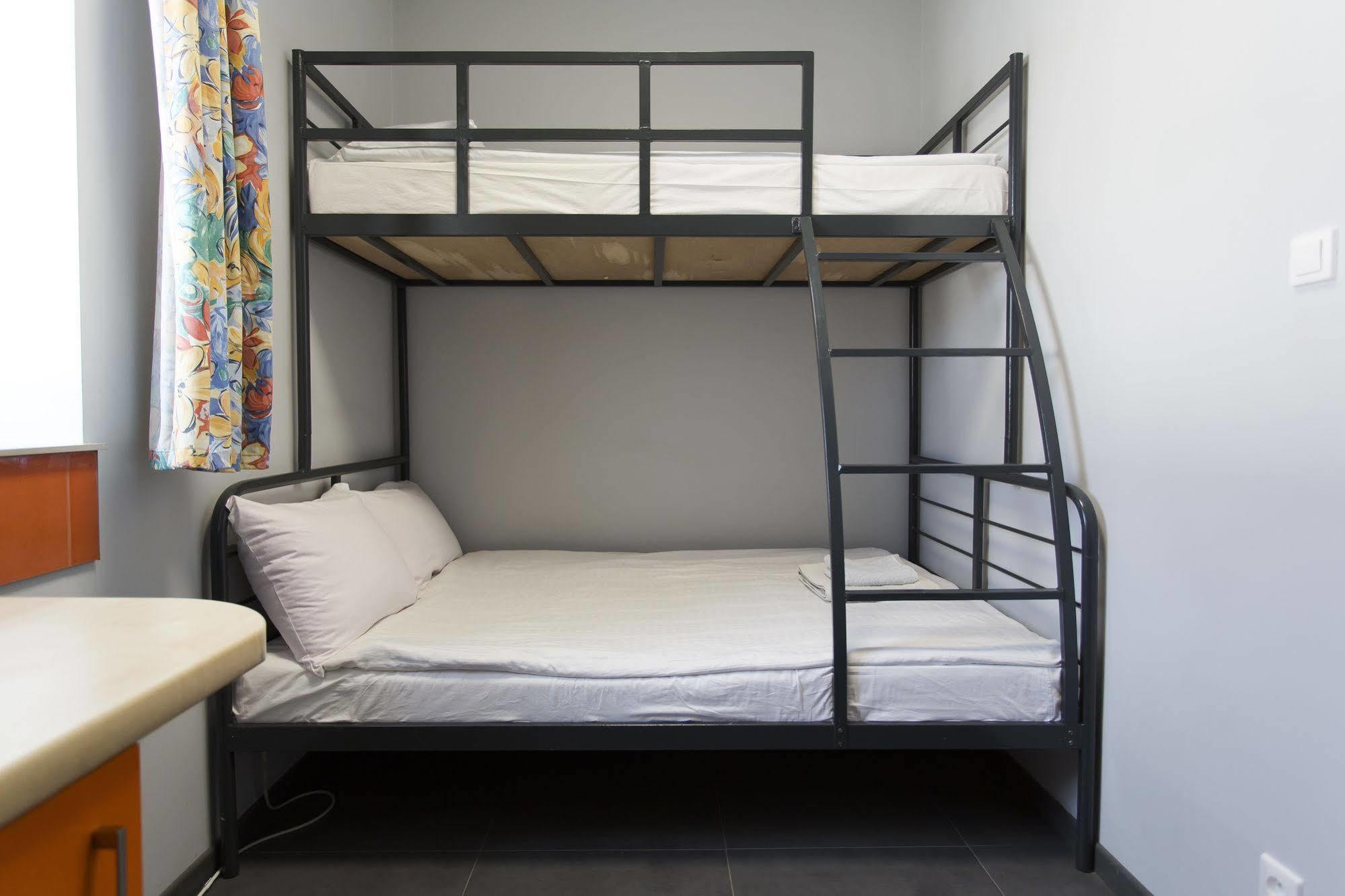 Hostel Siennicka Warszawa Eksteriør bilde